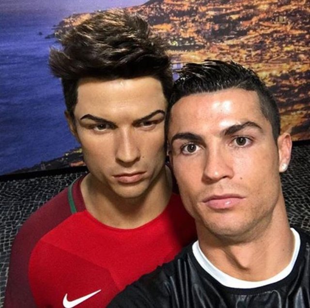 La foto Cristiano Ronaldo con Cristiano Ronaldo