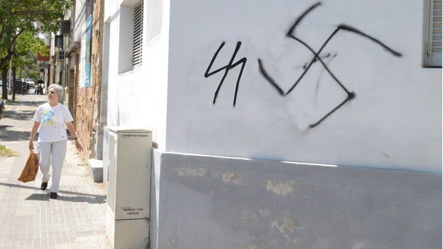 Los mensajes y amenazas nazis aumentan en el país