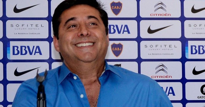 Angelici presiona para que haya VAR en la Supercopa ante River