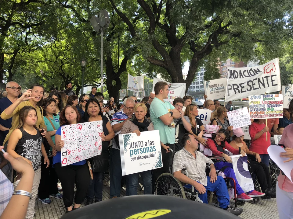 Convocan a paro y movilización contra el ajuste en discapacidad