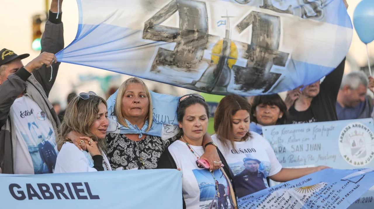 Familiares del ARA San Juan quieren a Macri lejos del homenaje a los 44