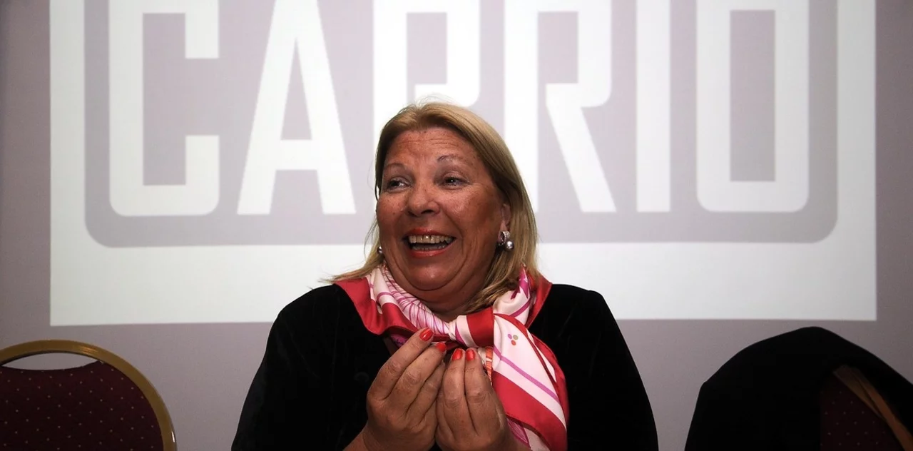 Crisis en Cambiemos: "Hace un mes que no convocan a Carrió"