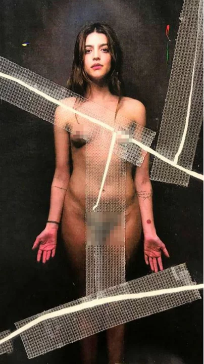 El aventurado desnudo de Calu Rivero en su nuevo libro