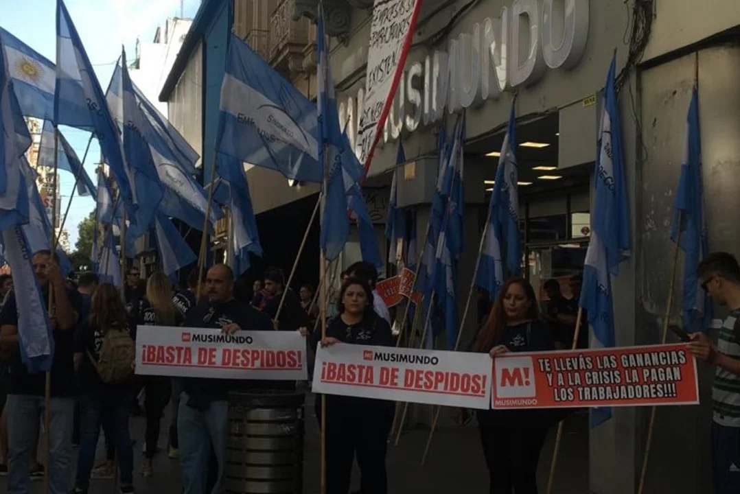 Musimundo bajó sus persianas en Rosario: Ya van más de 12 cierres