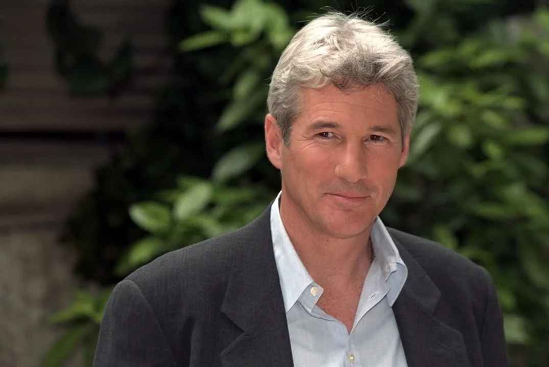 Furor en las redes con el perro que es idéntico a Richard Gere