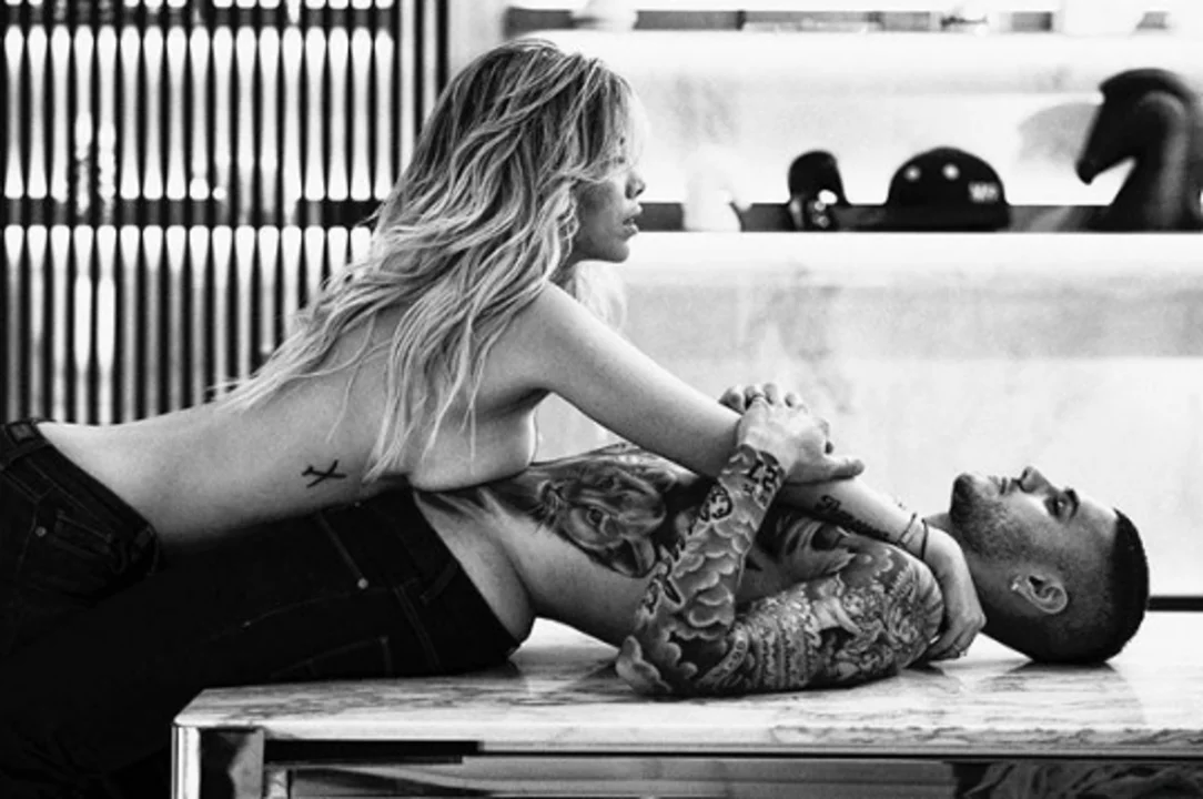 Las fotos hot de Wanda Nara y Mauro Icardi muy acaramelados en la pileta