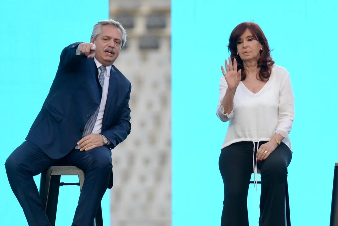 Alberto demandó que se investiguen los carteles contra CFK