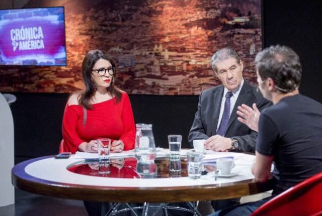 Comienza el programa de Víctor Hugo y Cynthia García