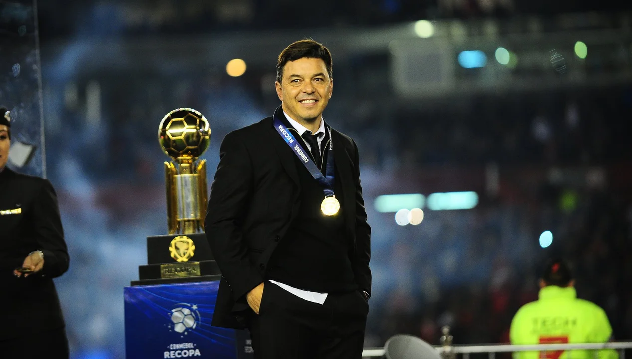 Bombazo: Chelsea negocia con Gallardo y las redes explotan