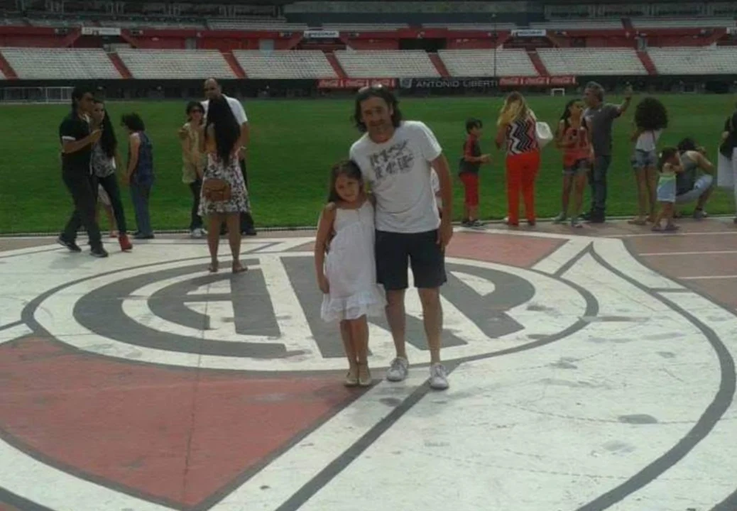 Habló la hija del hincha de River fallecido: "Mi papá no saltó"