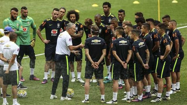 Tité confirmó los 11 de Brasil que enfrentarán a la Argentina