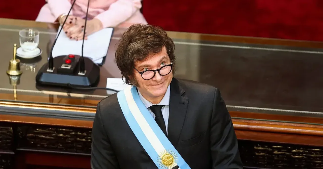 Pacto de mayo, que se firma en julio ¿y se evapora en agosto?