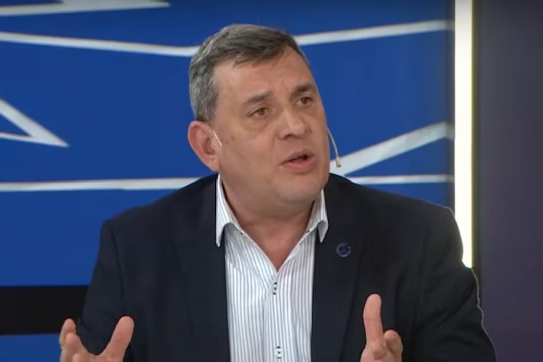 La Libertad Avanza se spopada z notranjimi spori glede seznamov v Buenos Airesu