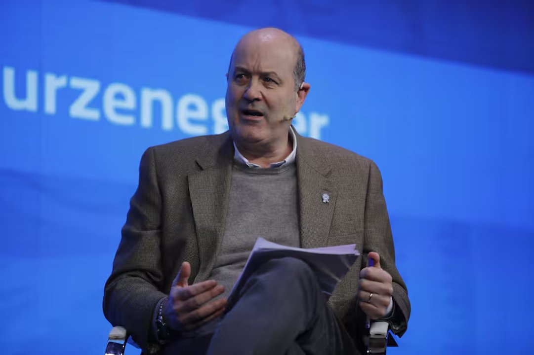 Sturzenegger se je poigral z mislijo na uporabo metod Francoske revolucije proti sodstvu