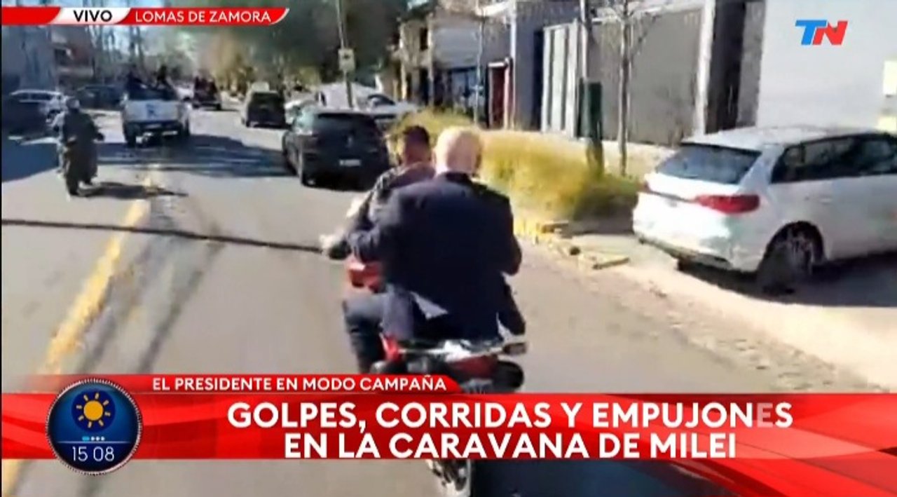 Atacaron a piedrazos la caravana de Milei y Espert terminó escapando en moto