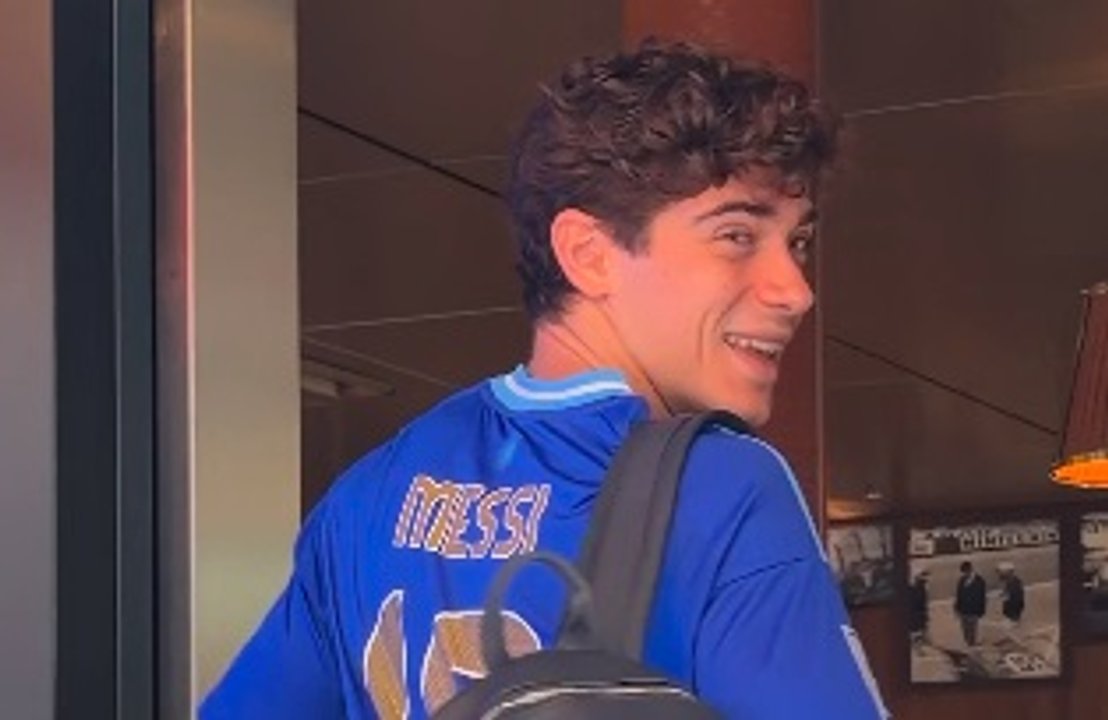 Después del triunfo ante Inglaterra, Franco Colapinto cayó al GP de Bélgica con la camiseta de Messi