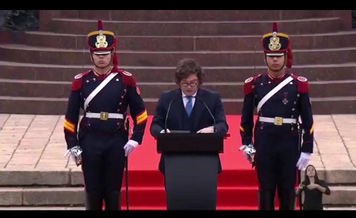 “Inmortabilidad”: las redes estallan por el llamativo furcio de Milei en pleno homenaje a San Martín