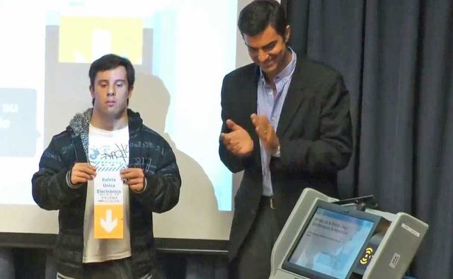 Polémica en las redes sociales por un chiste de EAMEO