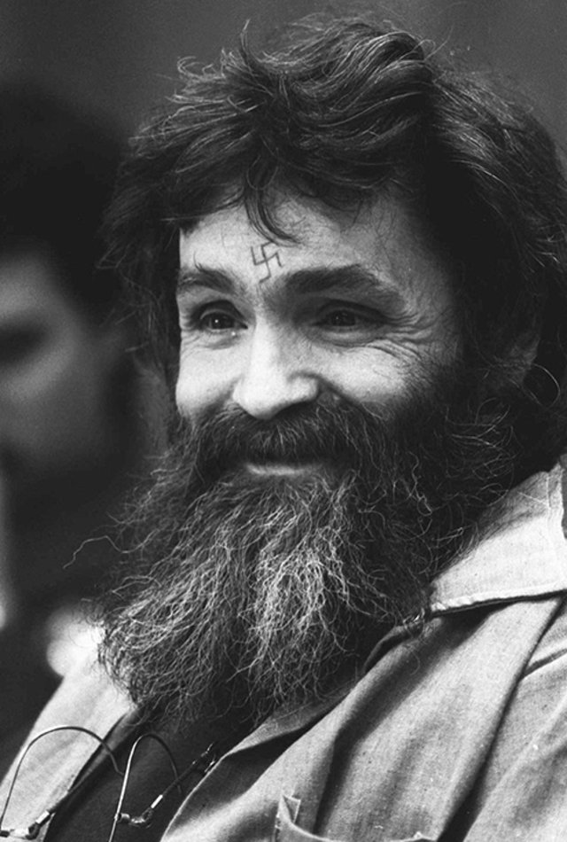 ¿A quién le dejó todas sus pertenencias Charles Manson?