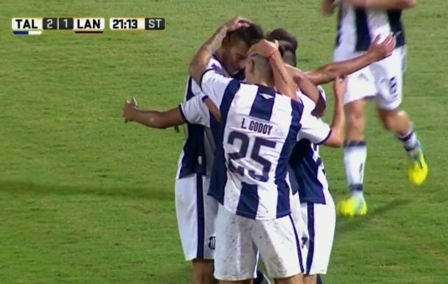 Con gran despliegue, Talleres pasó por arriba a Lanús