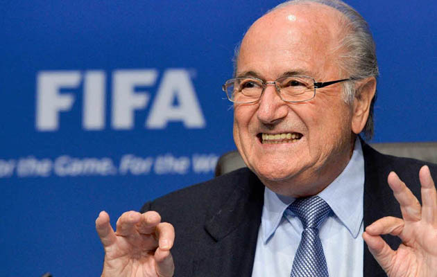 En medio del escándalo, Blatter busca la reelección