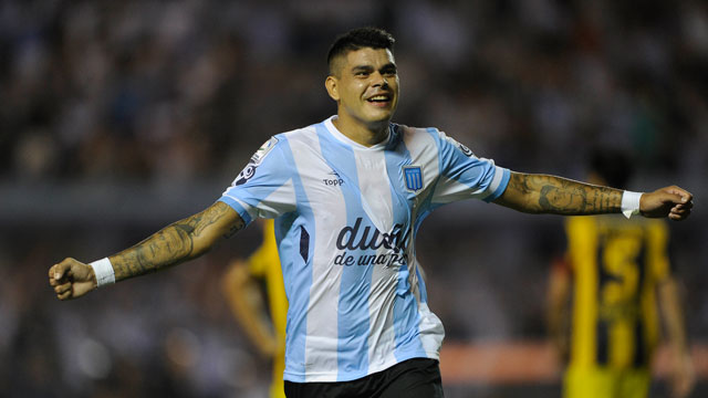Porto vendió a su goleador y tiene el dinero que Racing pide por Bou