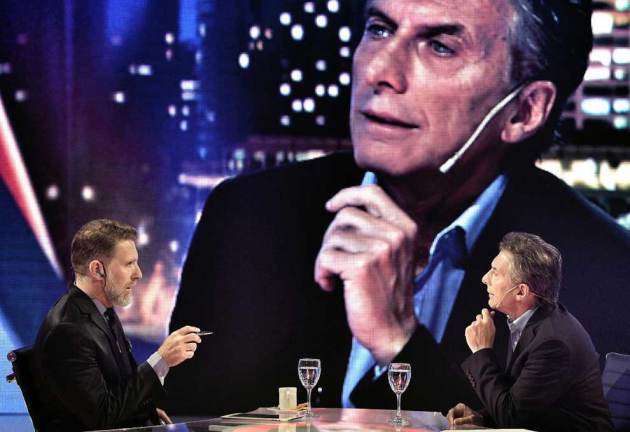 Macri no quiere mostrar a su equipo económico y Fantino lo cruzó