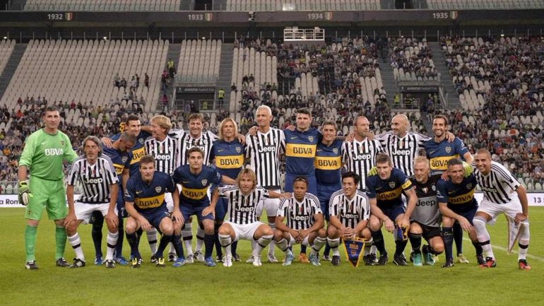 Las glorias de Boca vencieron por penales a la Juventus en Turín