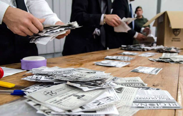 Escrutinio definitivo: Manzur se impone con el 46,40 por ciento