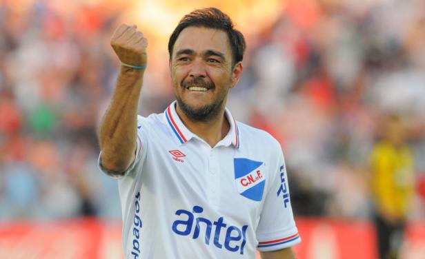 Mirá sus golazos: el 'Chino' Recoba anunció cuándo se retira del fútbol
