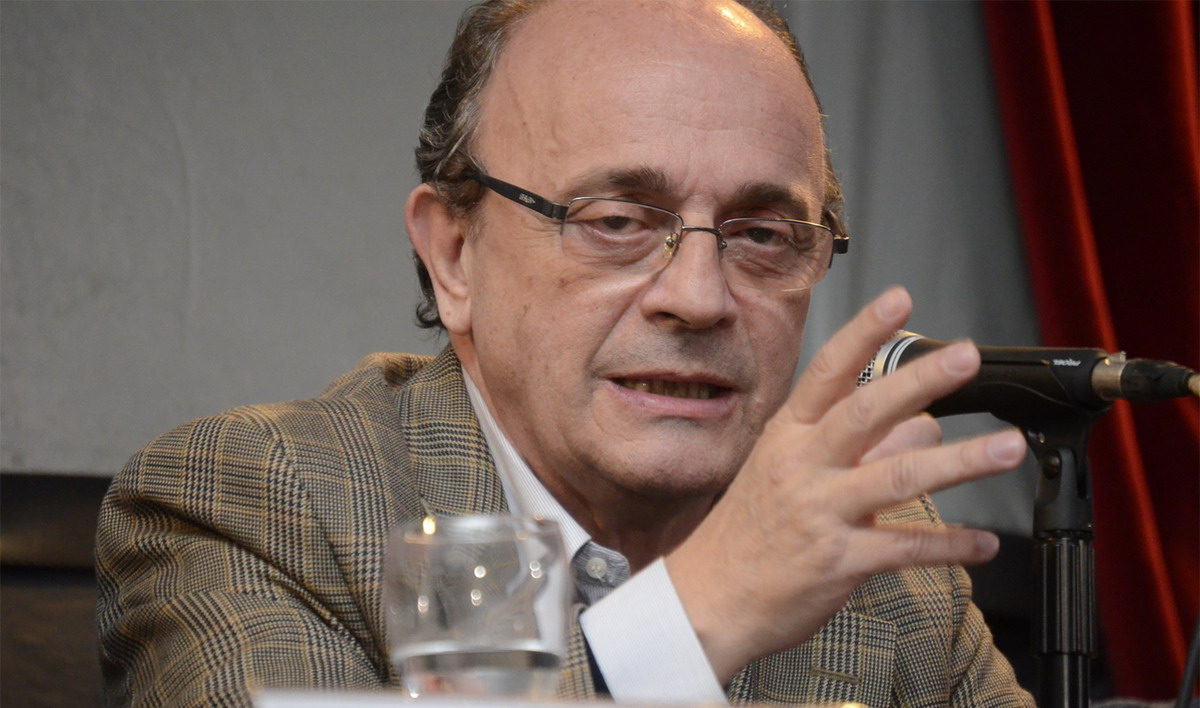 Moreau: ''Macri pretende arancelar los estudios universitarios''