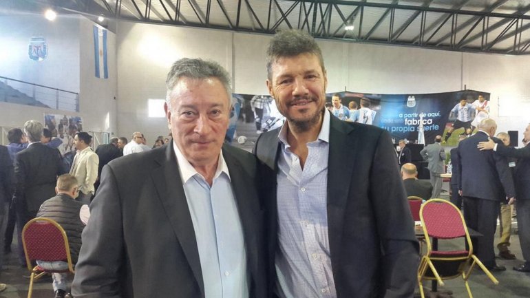 Arde la interna de AFA: Segura le salió al cruce a Tinelli 