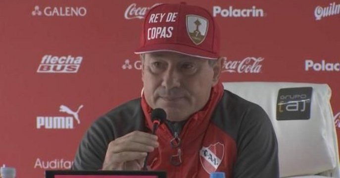Holan disparó contra la AFA y Boca en una conferencia picante