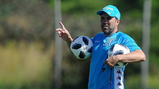 Racing cerró dos refuerzos para pelear la Copa Libertadores